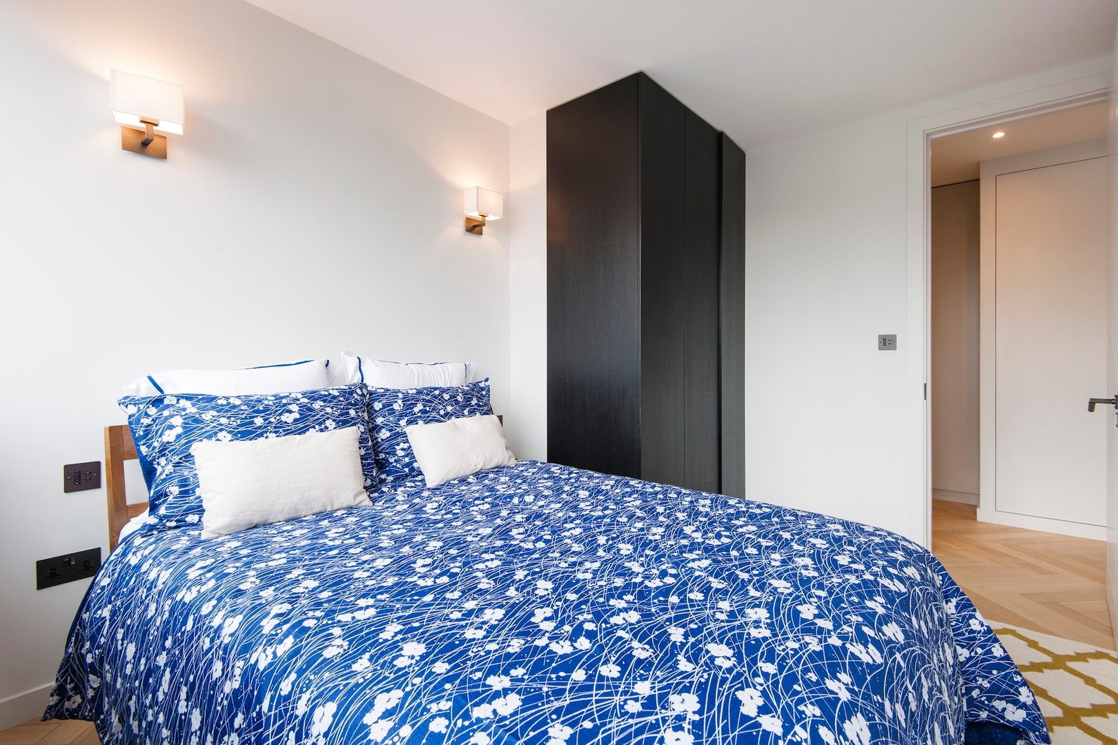 The Well Designed Apartment near Oxford Circus