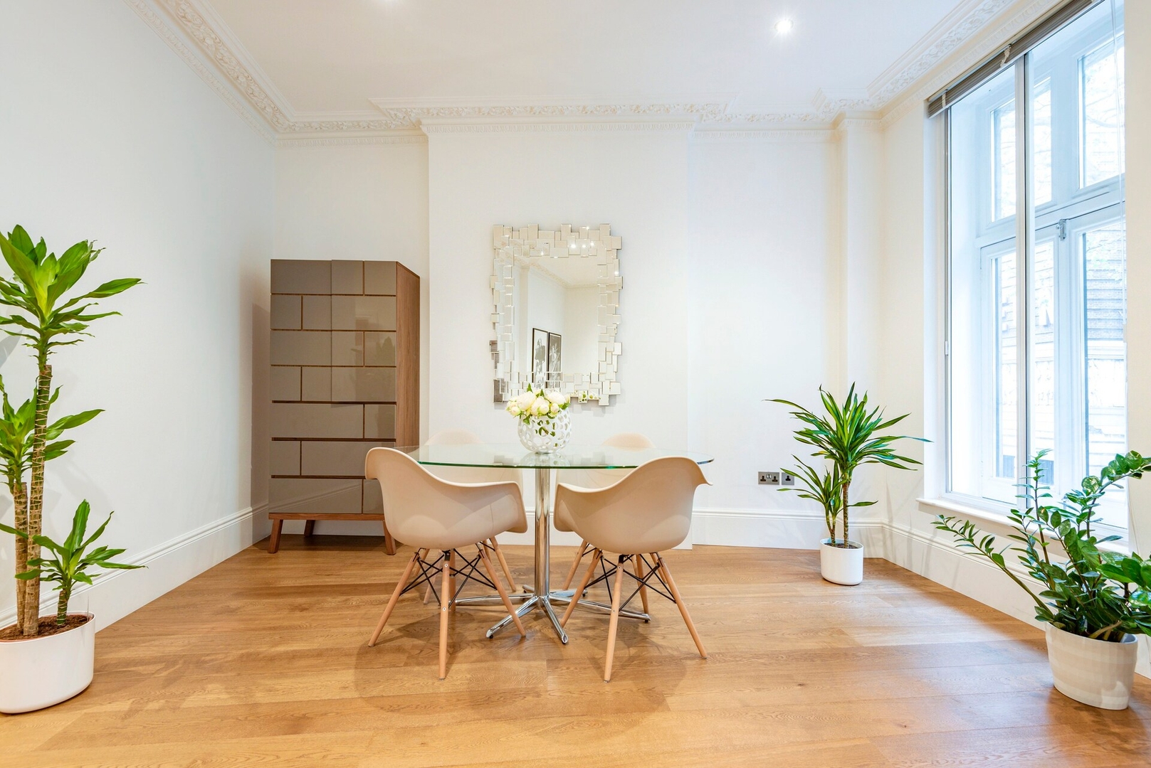 The 2 Connected Apartment in Covent Garden