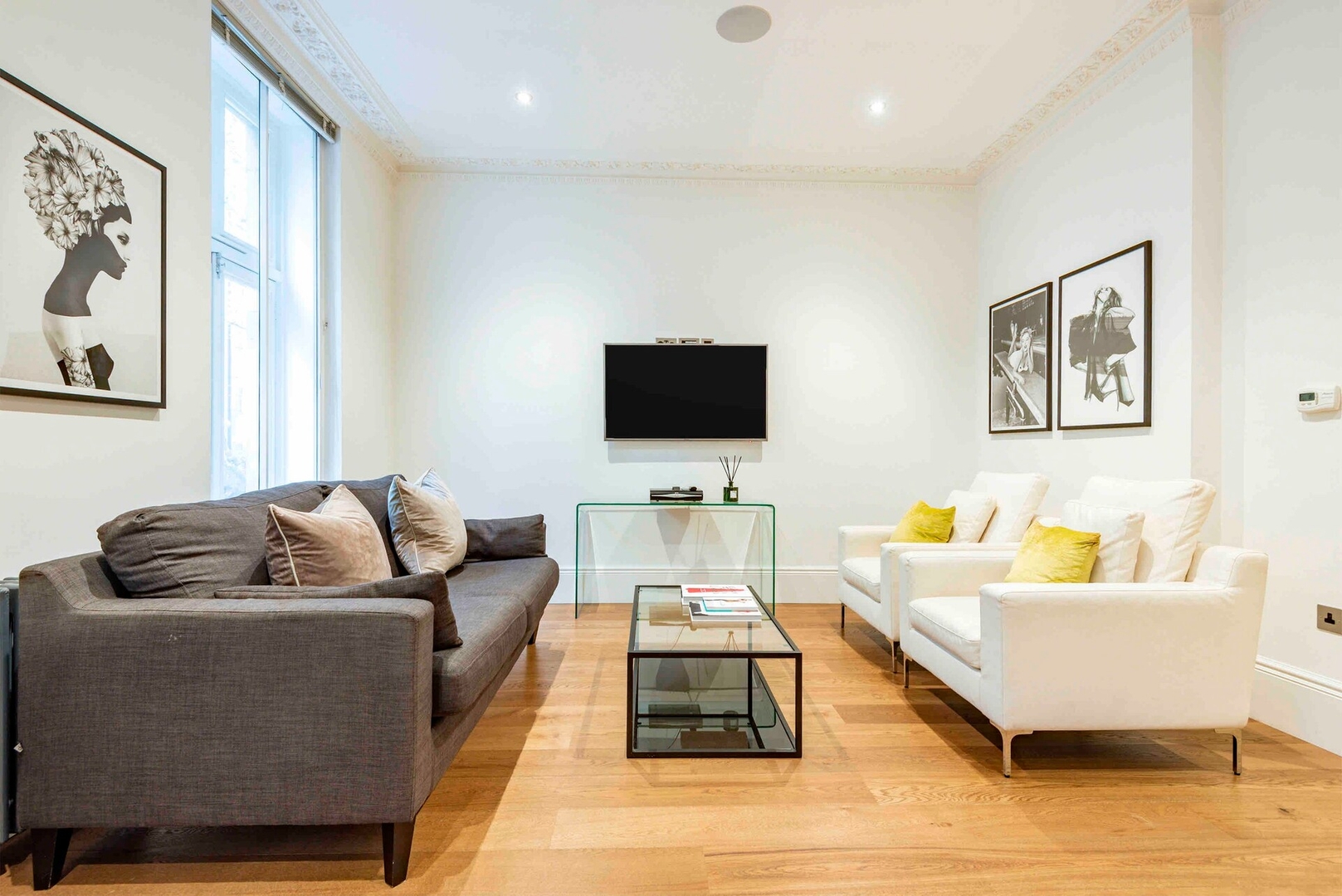 The 2 Connected Apartment in Covent Garden