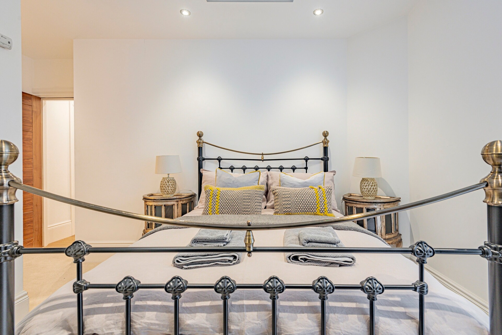 The 2 Connected Apartment in Covent Garden