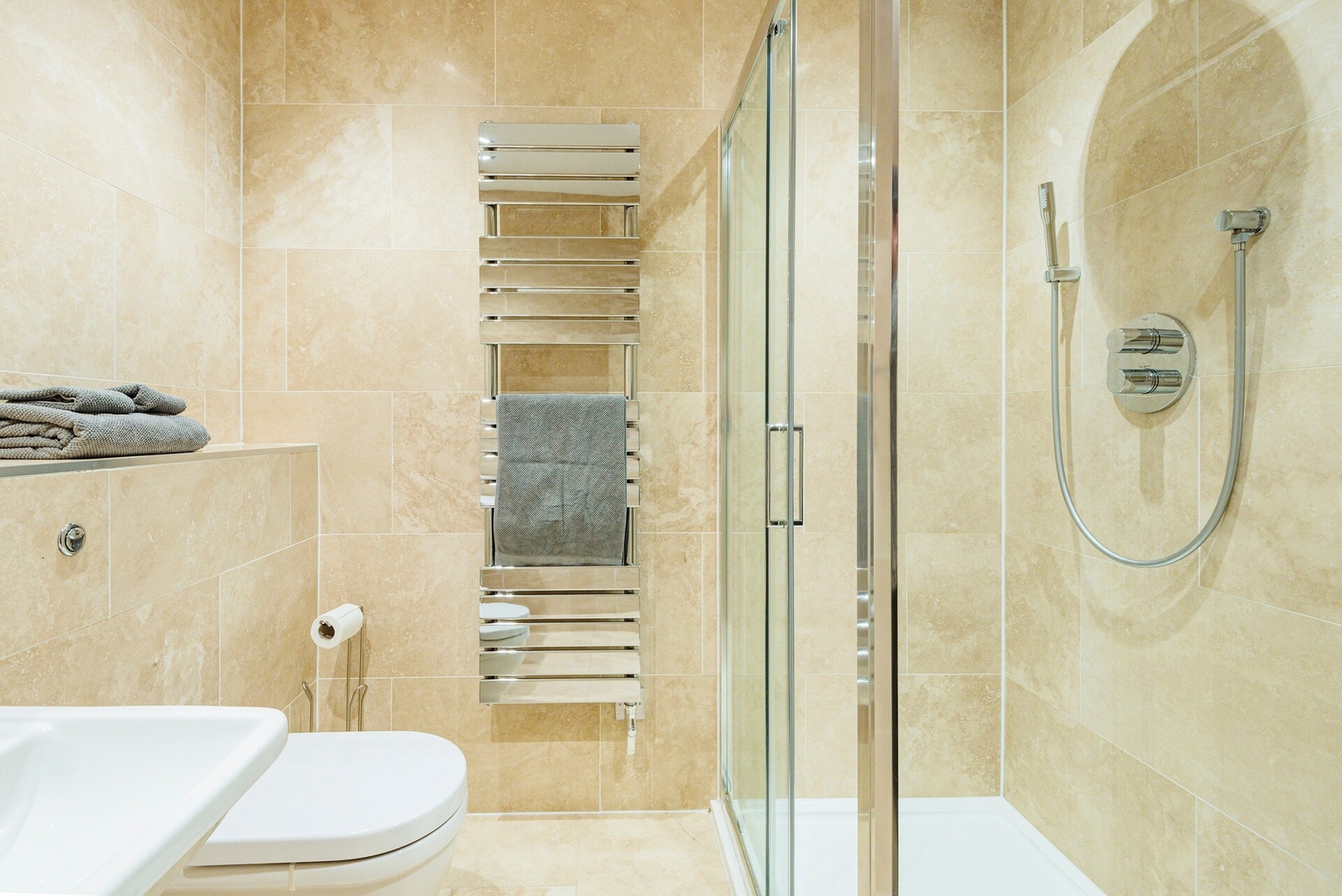 The 2 Connected Apartment in Covent Garden