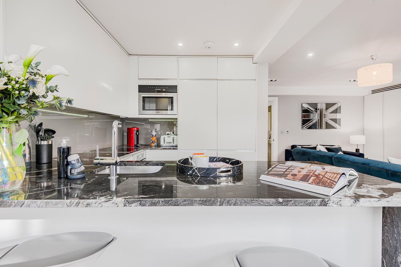That Beautiful English Terraced House flat