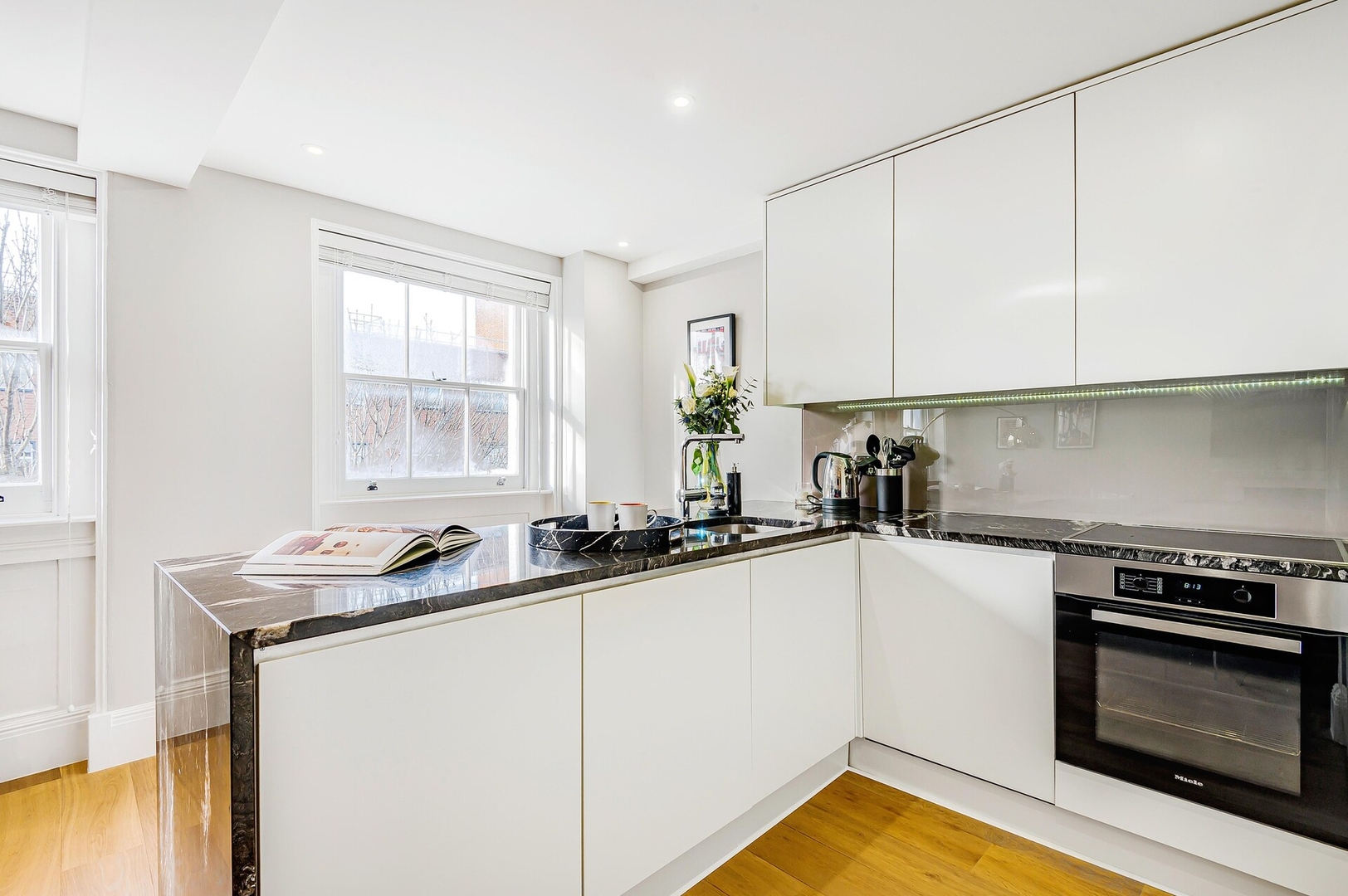 That Beautiful English Terraced House flat