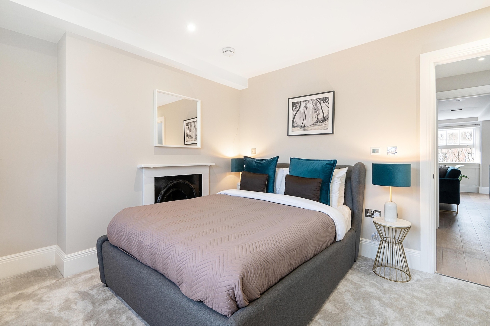 That Beautiful English Terraced House flat