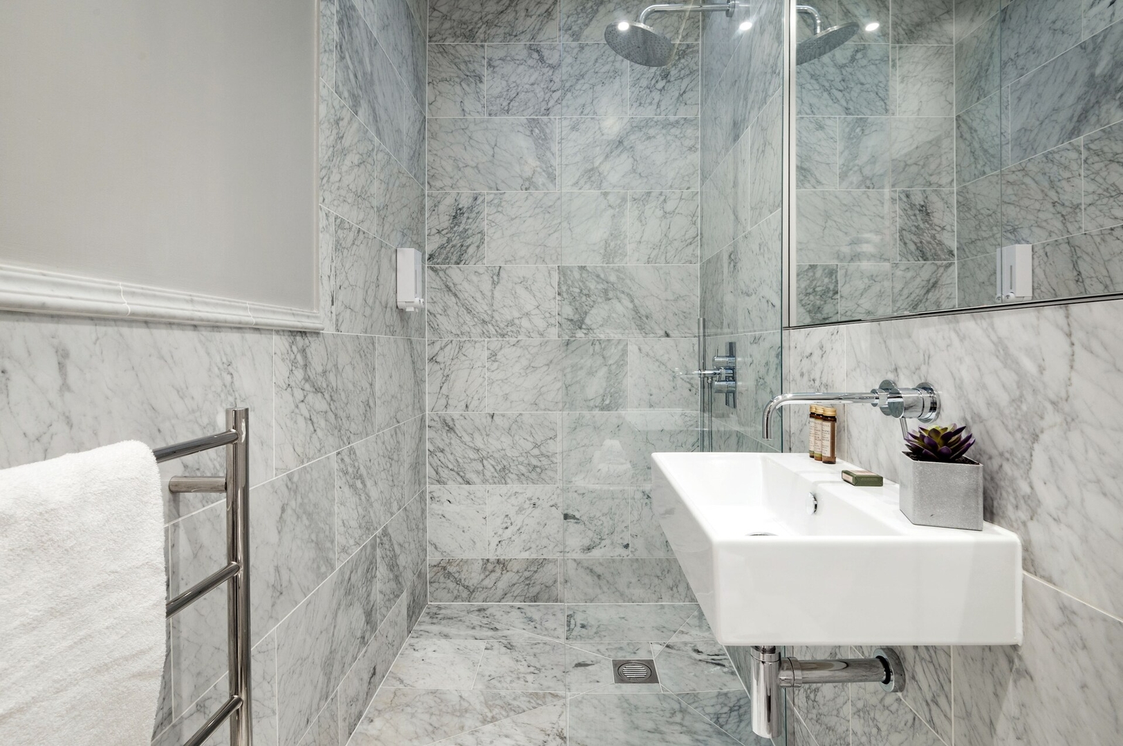 The Bloomsbury Elegant and Spacious One Bed Flat
