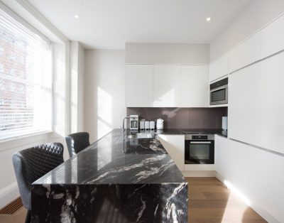 The Third Floor Cosy One Bedroom Apartment