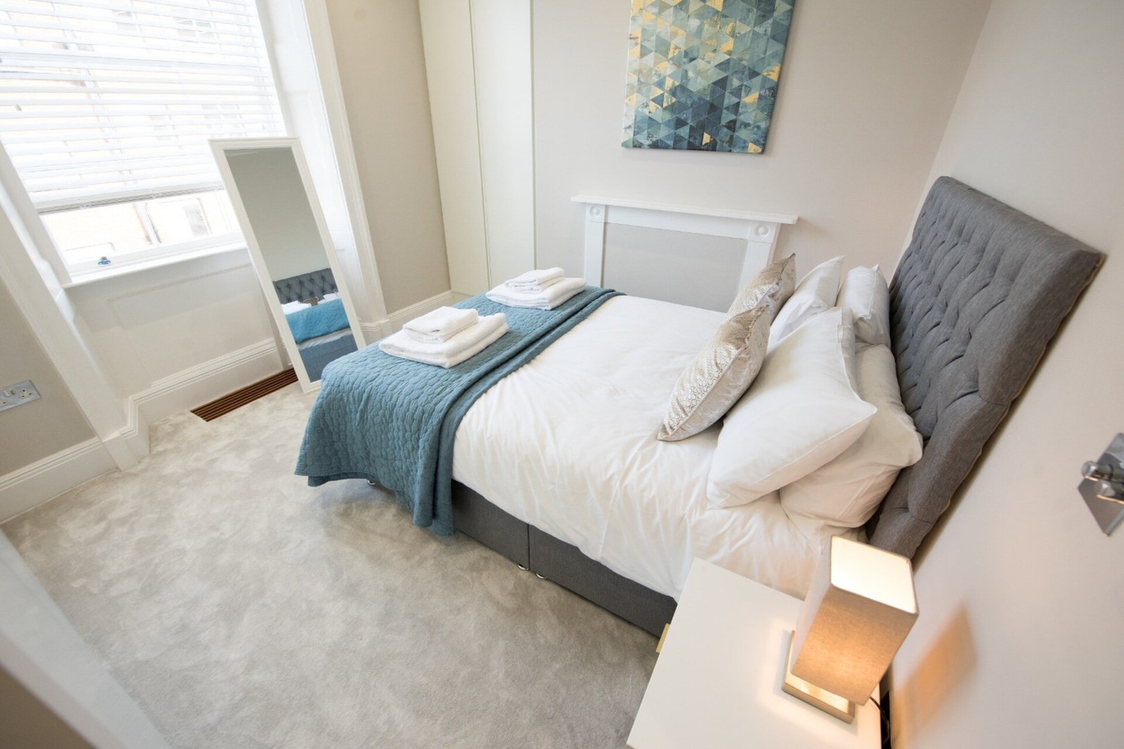 The Third Floor Cosy One Bedroom Apartment