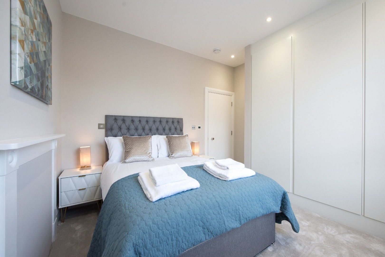 The Third Floor Cosy One Bedroom Apartment
