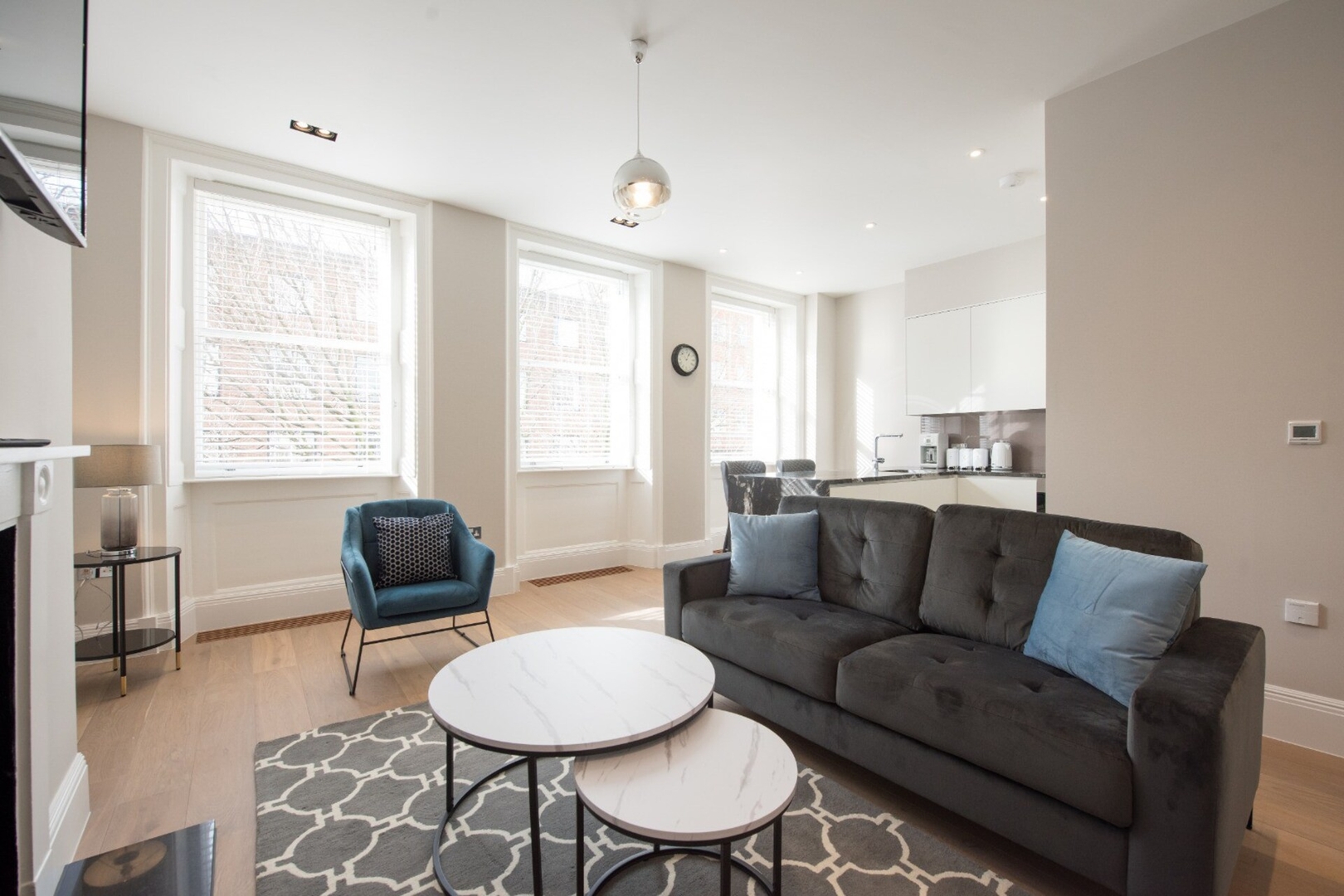 The Third Floor Cosy One Bedroom Apartment