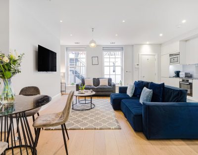 Stunning & Spacious pad at John Street