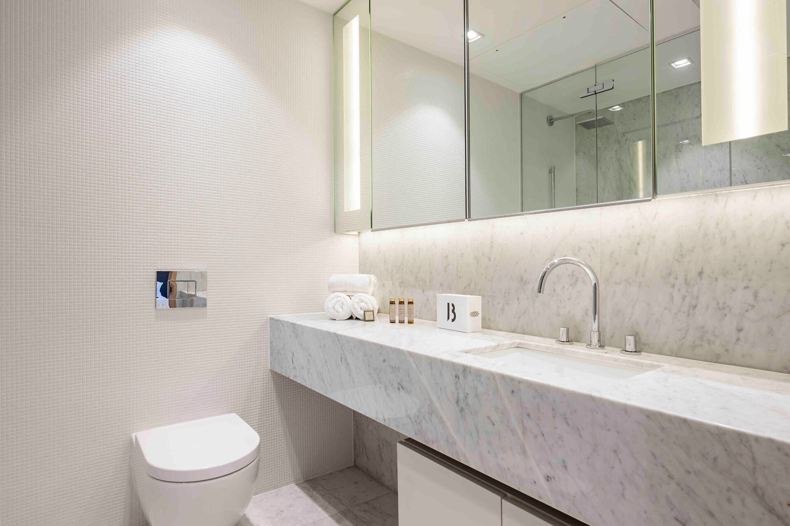 The Tower Bridge DeLuxe Flat