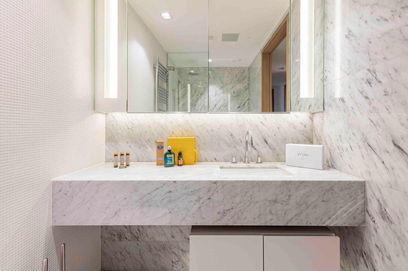 The Tower Bridge DeLuxe Flat