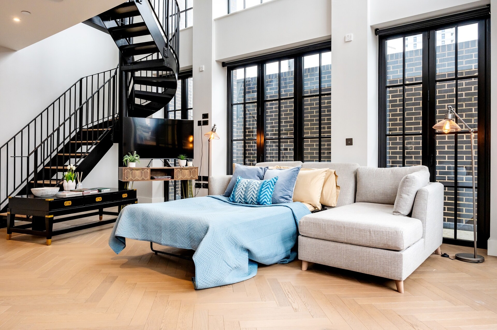 Spectacular Penthouse by Liverpool Street