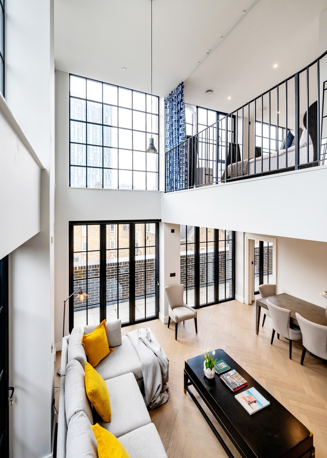 Spectacular Penthouse by Liverpool Street