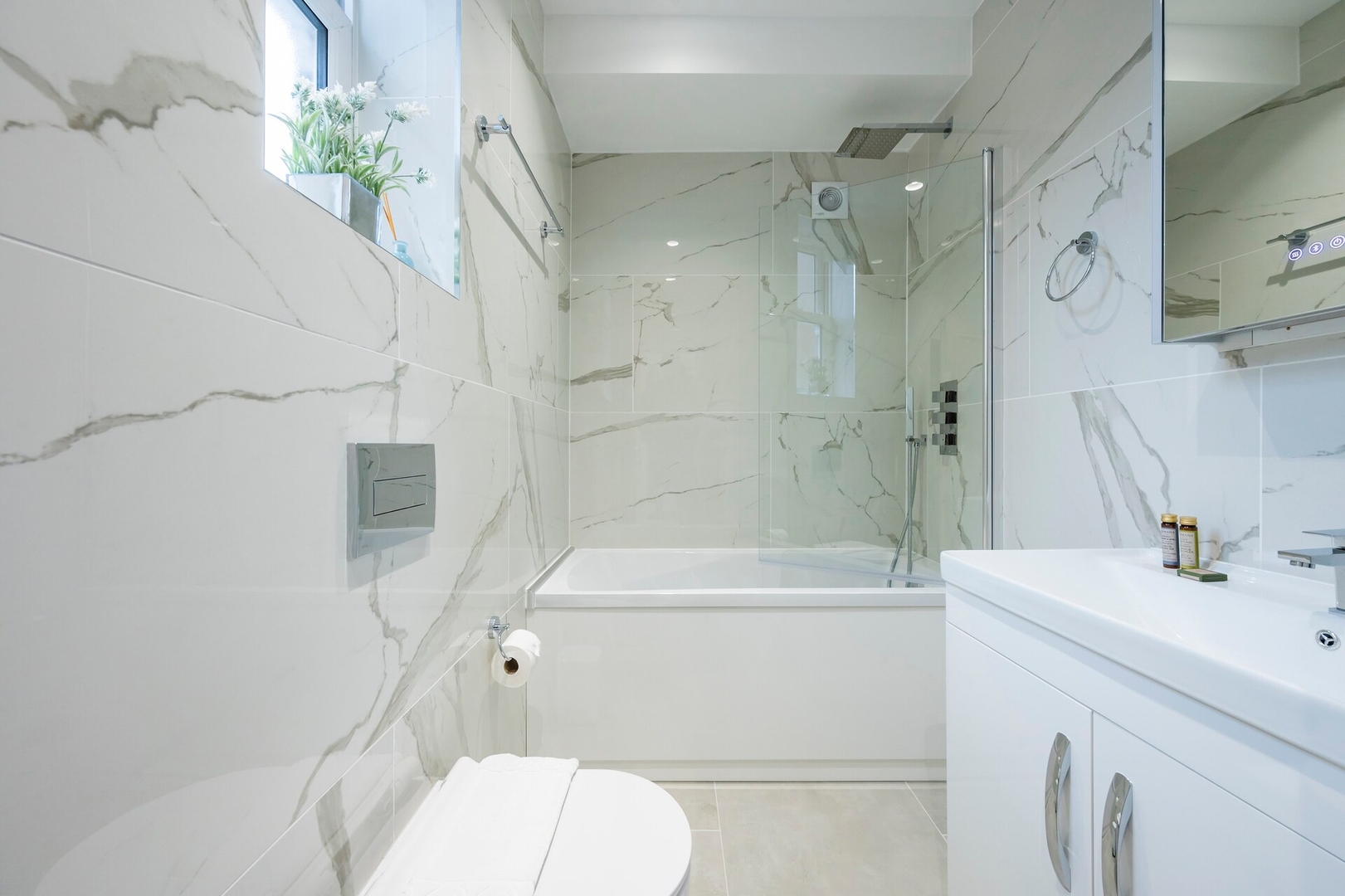 Elegant Urban Escape in Angel