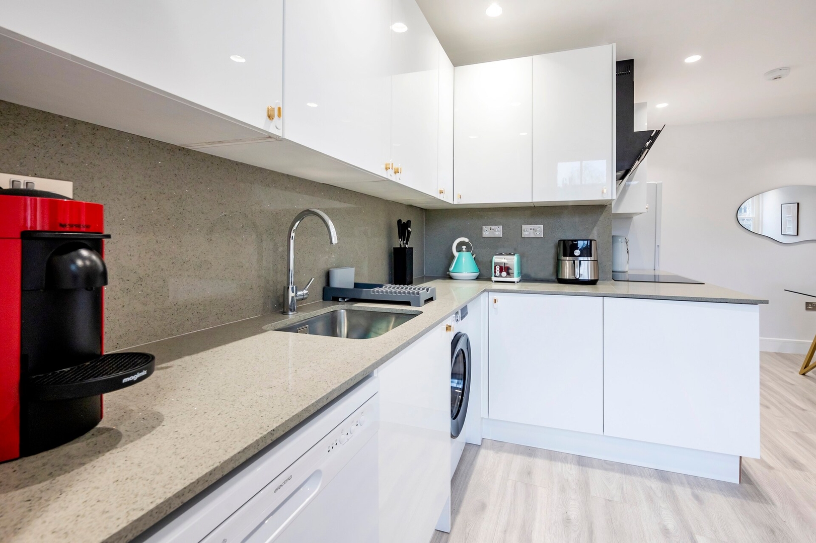 Charming 2Bed Great City Retreat