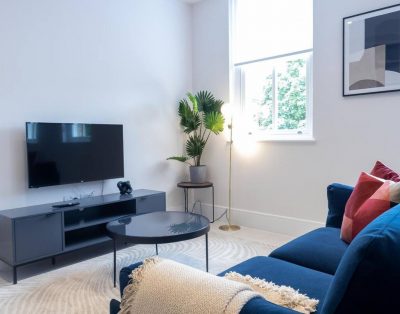Modern gardened 2beds Islington