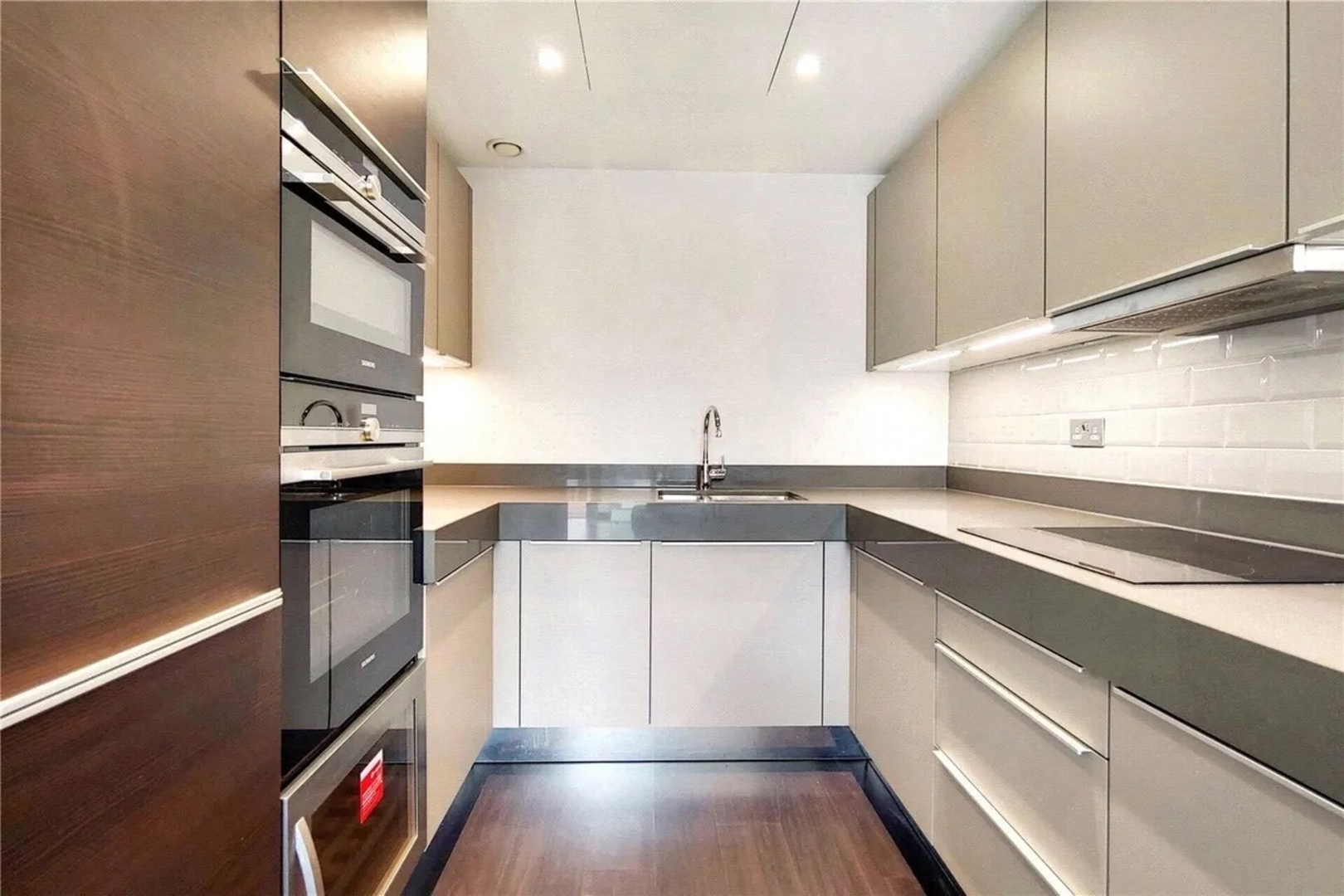 Aldgate Two Bedroom Best View
