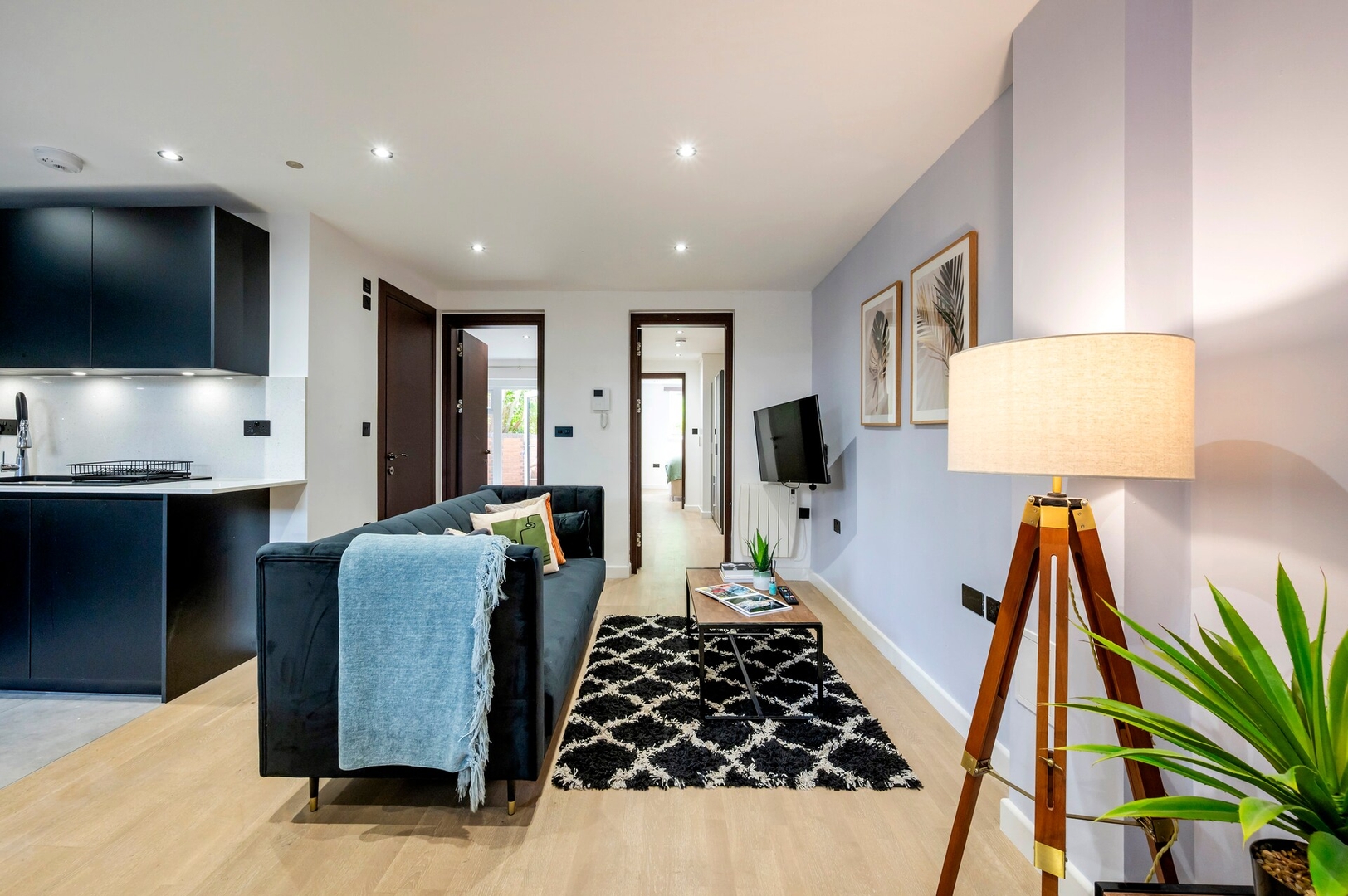 Stylish 2-Bedroom with Private Patio above Camden