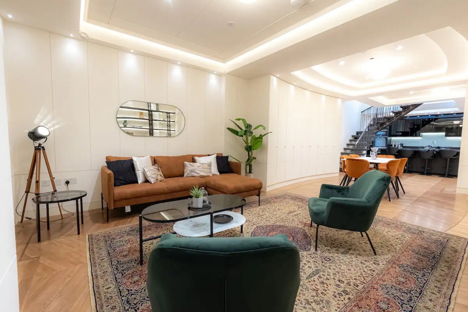 Stylish 4-Bedroom Townhouse in the Heart of Camden