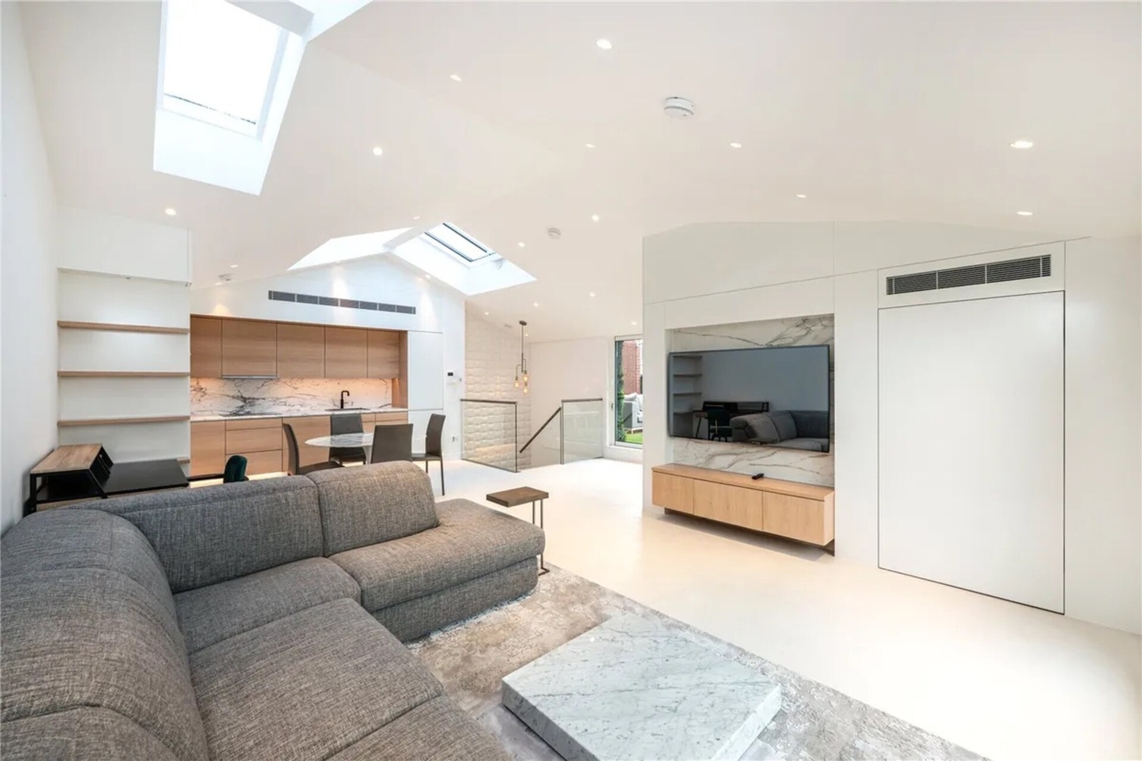 The Opera House Penthouse with Terraces