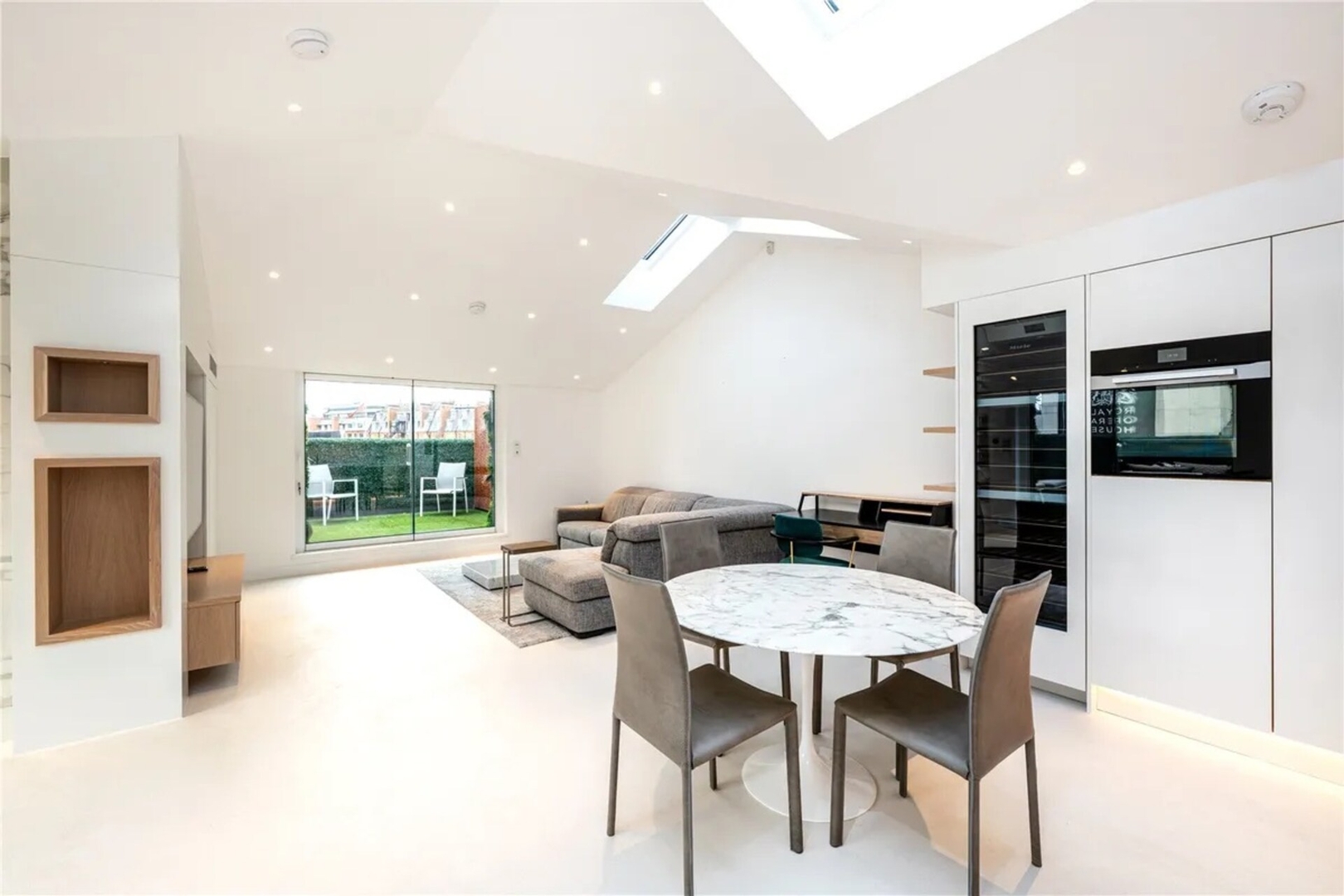 The Opera House Penthouse with Terraces