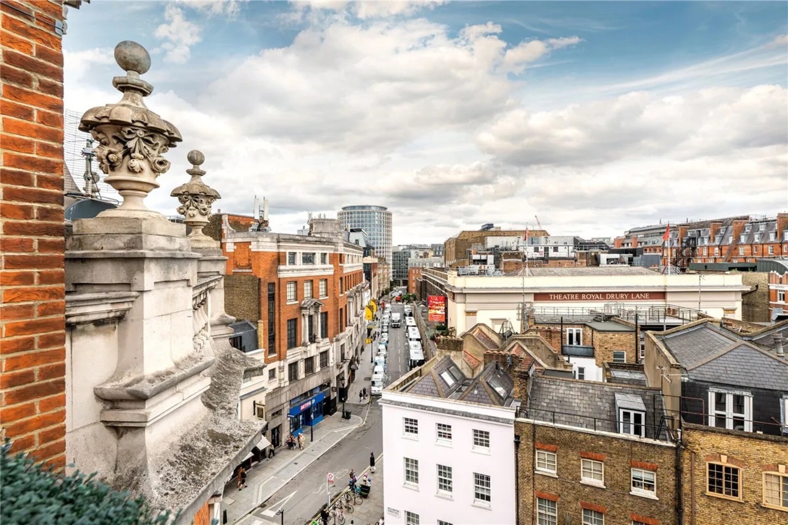 The Opera House Penthouse with Terraces