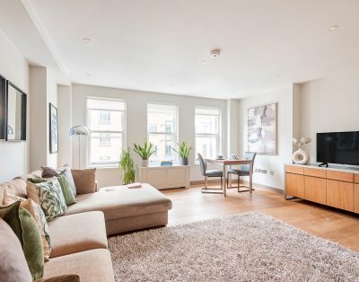 One Extra Spacious Mayfair Flat