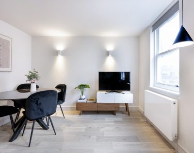 The Fiztrovia Compact Design Flar