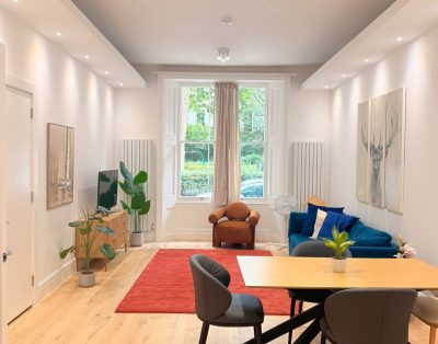 Porchester Square, Your London Base